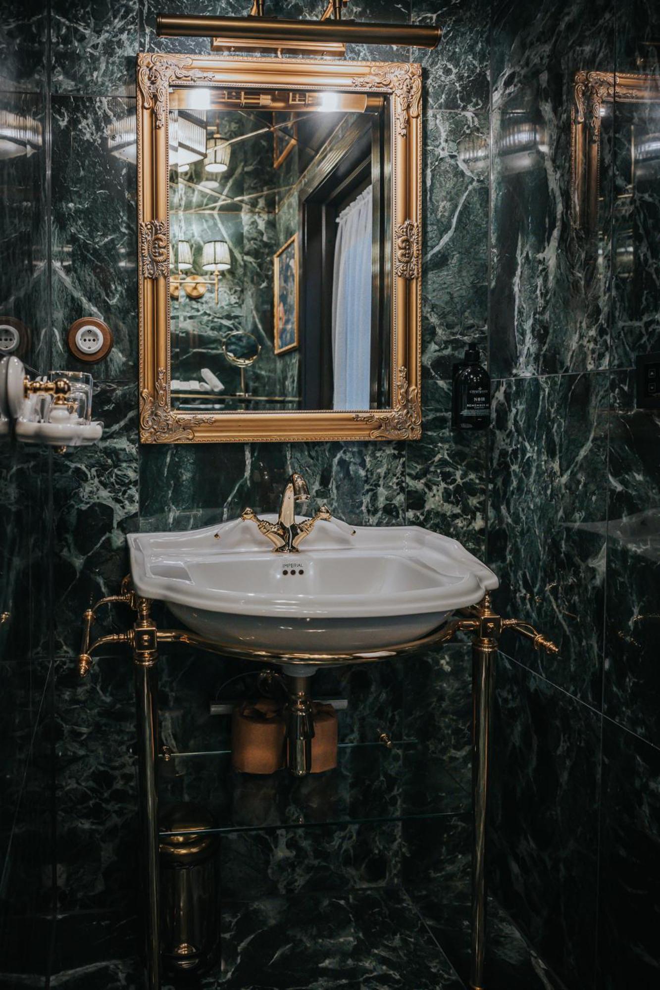 Charmante - Skostredet Hotel Bergen Zewnętrze zdjęcie